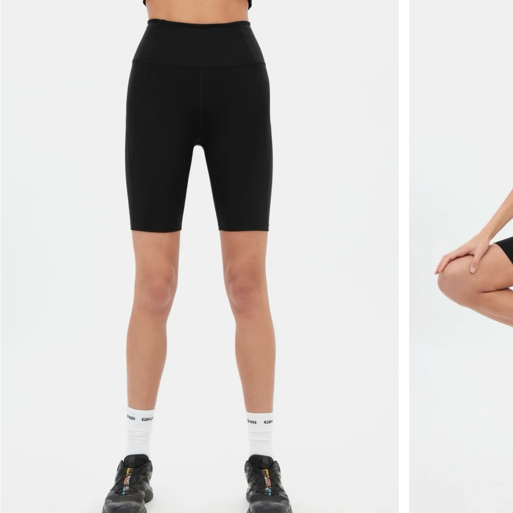 NWT Women's black high-waisted rib bike shorts M - recycled materials